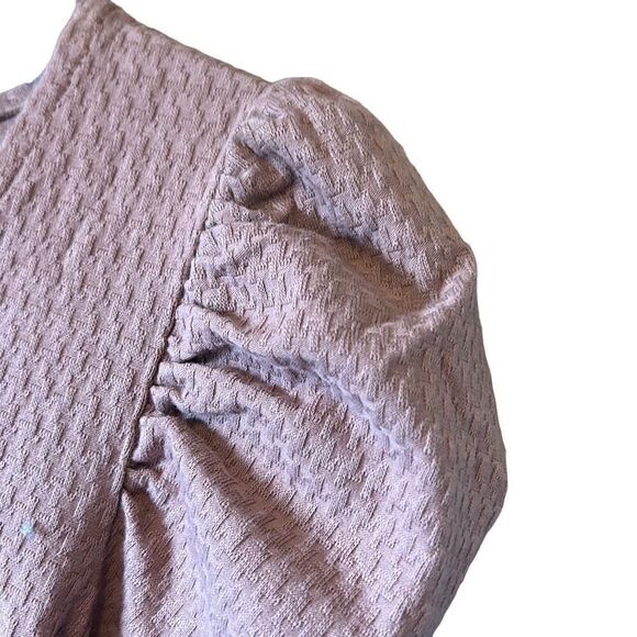 Wild Fable Bodysuit Top Womens Small Pink Textured Puff Sleeve V Neck - Picture 2 of 6
